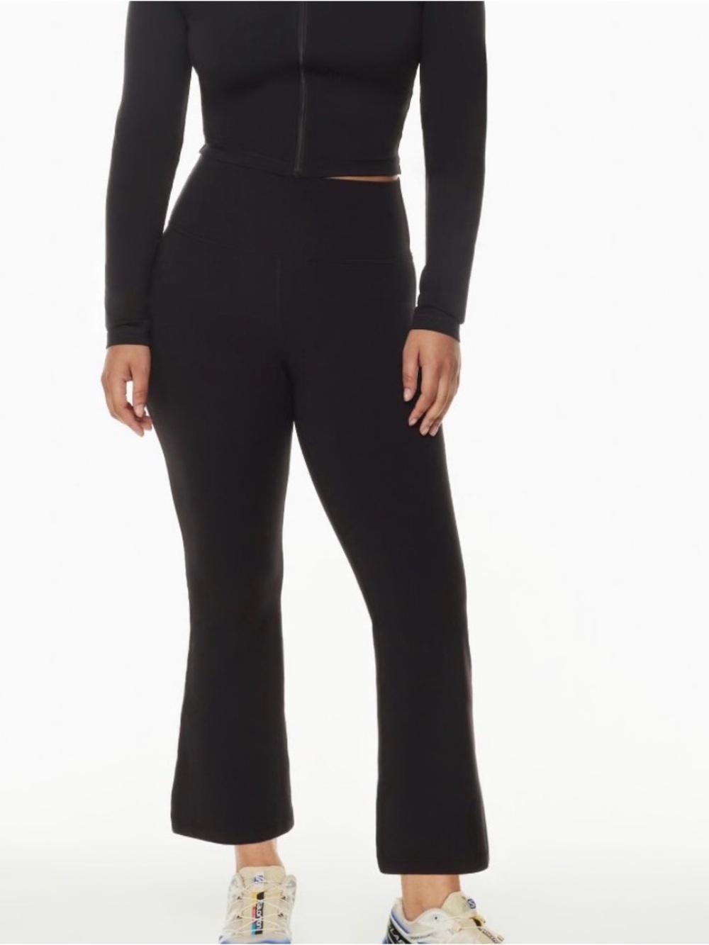 Aritizia Women’s Tna Butter Cropped Flare Black Performance Pants